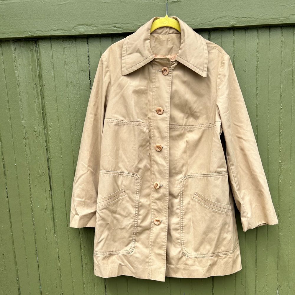 Vintage 70’s trench coat